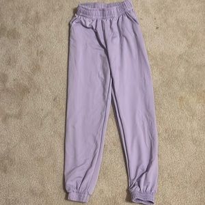 Purple women’s sweatpants size XS- Good condition never worn